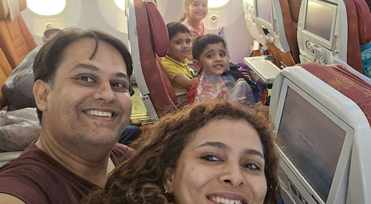 জীবন কতটা ভঙ্গুর—মনে করিয়ে দেয় এই সেলফি