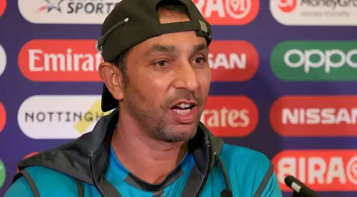 পাকিস্তানের টেস্ট দলের দায়িত্বে  আজহার 