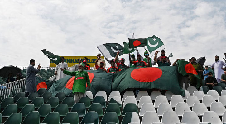 পাকিস্তানকে প্রতিশ্রুতি দিয়ে বিপাকে বিসিবি