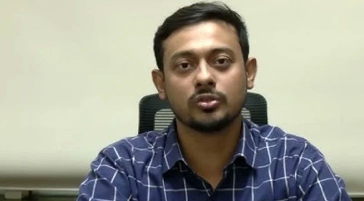 সাগরের পাড়ে বসে গভীরভাবে ভাবতে চেয়েছি