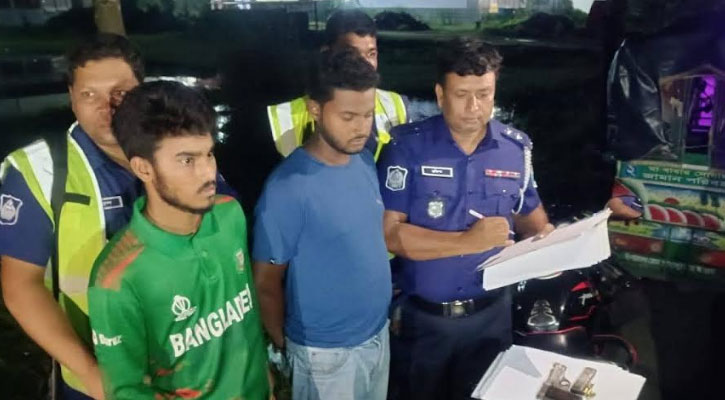ঈশ্বরদীতে গুলি ভর্তি বিদেশি পিস্তলসহ দুজন গ্রেপ্তার