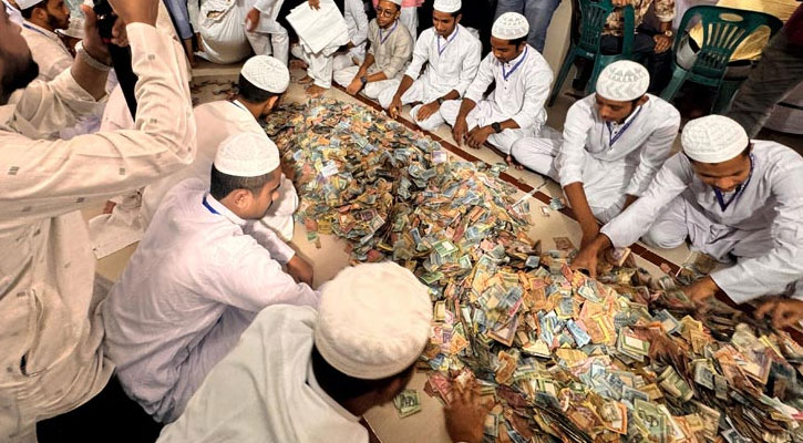 পাগলা মসজিদের সিন্দুকে মিলল রেকর্ড ১২ কোটি টাকা