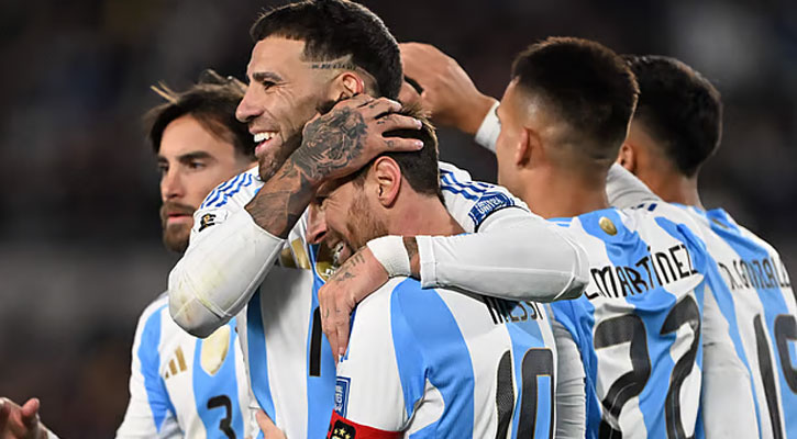 চোখের জলে মনুমেন্তালে মেসির বিদায়   