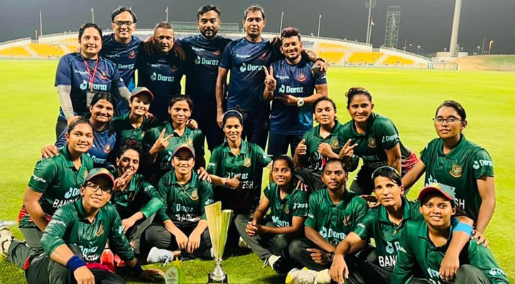 মঞ্জুরুল ও জ্যোতিকে নিয়ে এবার বিস্ফোরক মন্তব্য করলেন আরেক নারী ক্রিকেটার