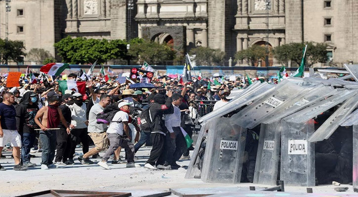 মেক্সিকোতে জেন-জিদের সঙ্গে পুলিশের সংঘর্ষ