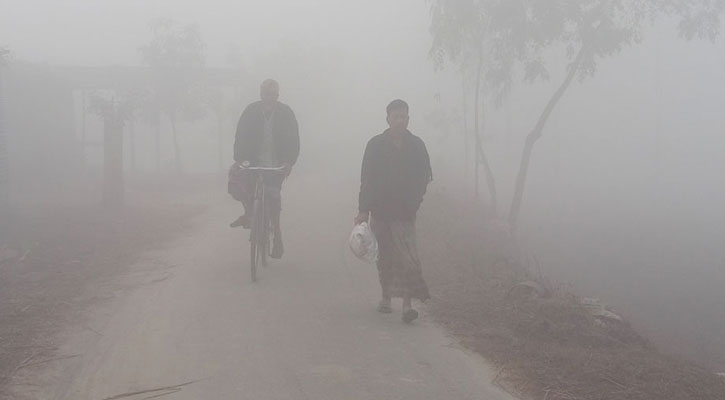 উত্তরের হিমেল বাতাসে কাঁপছে তেঁতুলিয়া