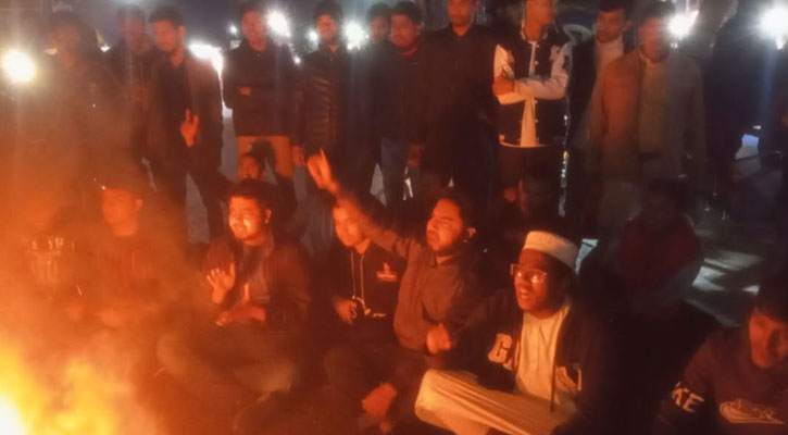 হাদীর মৃত্যুর প্রতিবাদে মধ্যরাতে উত্তাল বরিশাল 