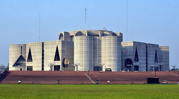 মঙ্গলবার সংসদের দক্ষিণ প্লাজায় এমপি-মন্ত্রীদের শপথ