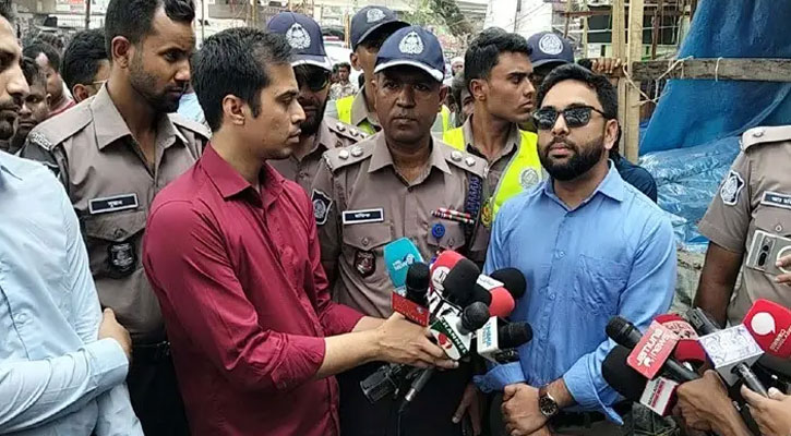 ফুটপাত দখলকারীদের সতর্ক করল ডিএমপি