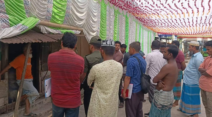 নেছারাবাদে ৩ হাজার কেজি জ্বালানি জব্দ, ব্যবসায়ীকে জরিমানা