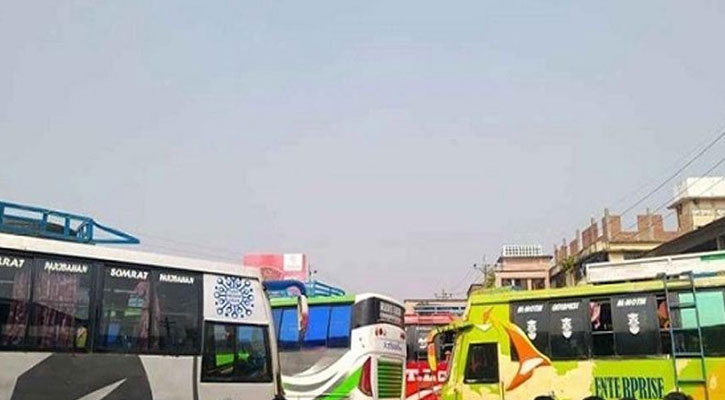 বাসভাড়া না বাড়াতে মালিক সমিতির কঠোর নির্দেশ