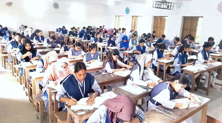 চট্টগ্রাম বোর্ডে এইচএসসি পরীক্ষা ১৬ জুলাই পর্যন্ত স্থগিত