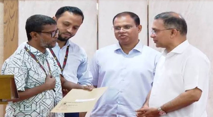 গুম-খুন ও শহীদ পরিবারের ৭৪ জনকে নিয়োগপত্র দিলেন প্রধানমন্ত্রী