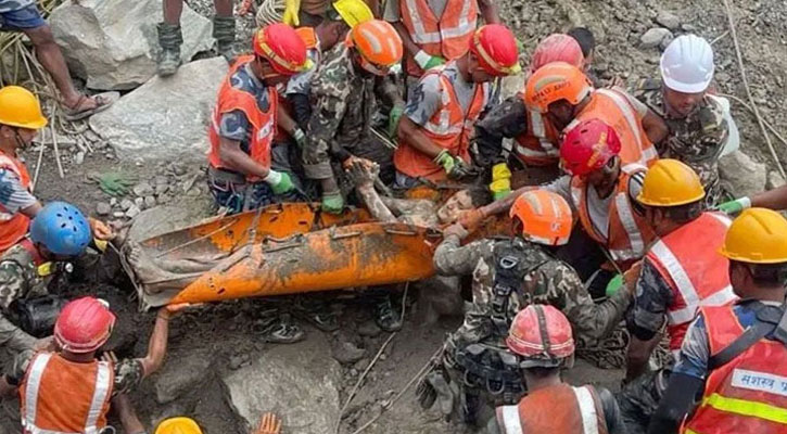 নেপালে বন্যার ৯ দিন পর টানেল থেকে দুজনকে জীবিত উদ্ধার 