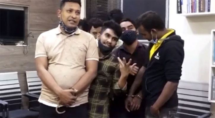 ওরা সবাই ‘বেতনভুক্ত’ ছিনতাইকারী