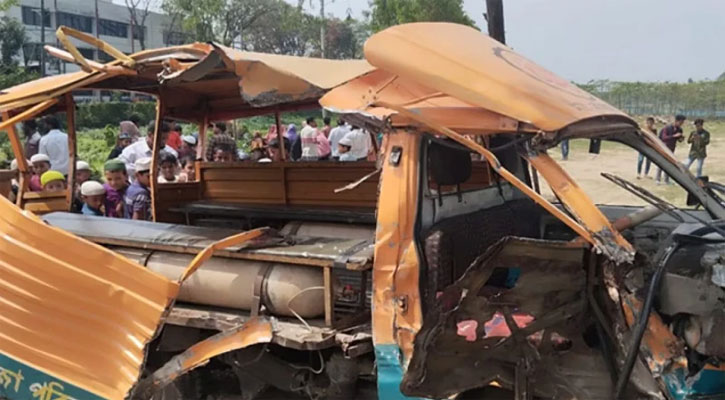 বিয়ের অনুষ্ঠানে যাওয়ার পথে একই পরিবারের ৬ জন নিহত