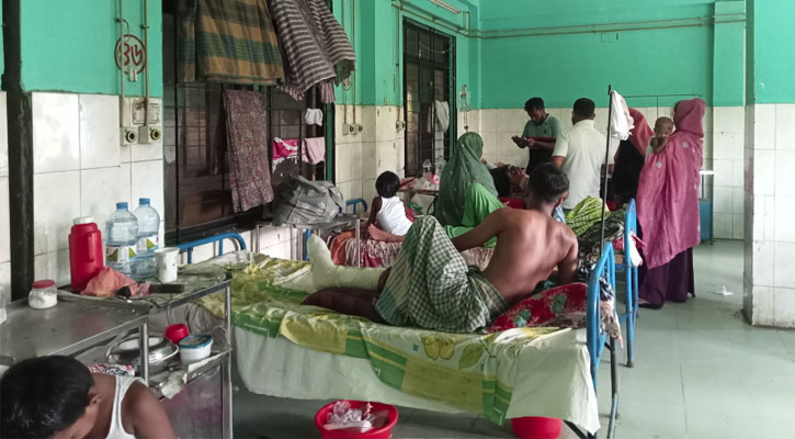 শরীয়তপুরে নির্বাচন পরবর্তী সহিংসতায় অর্ধশতাধিক বাড়ি ভাংচুর, আহত ৮