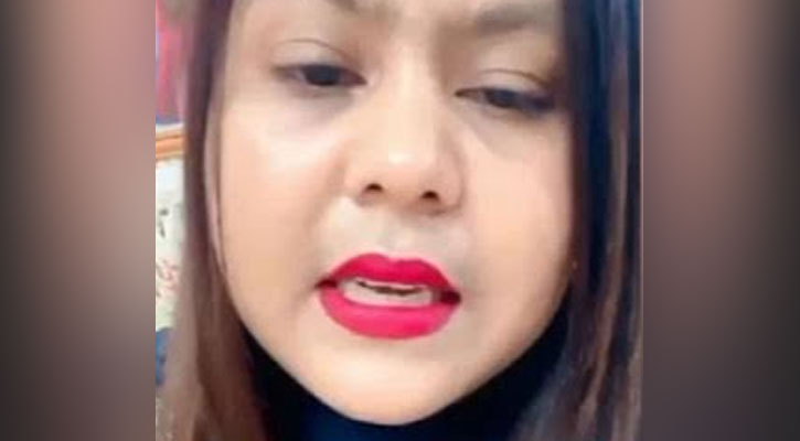 ফেসবুক লাইভে রাবির ভিসি-প্রোভিসিকে নিয়ে যা বললেন ছাত্রলীগ নেত্রী