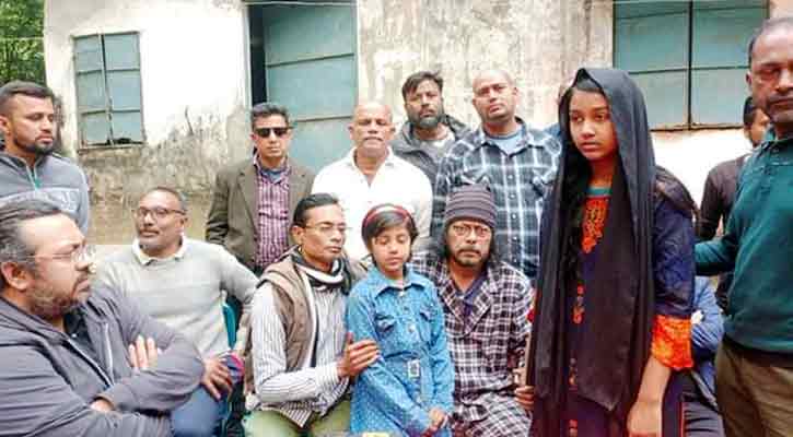 বিশু শিকদারের দুই মেয়ের দায়িত্ব নিলেন জেমস