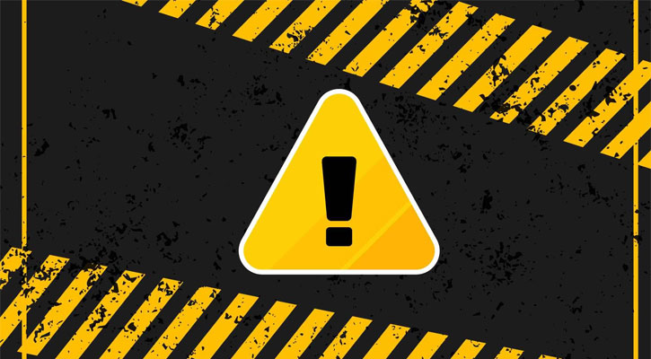 নিয়ন্ত্রণ হারিয়ে অটোরিকশা খাদে, নিহত ২