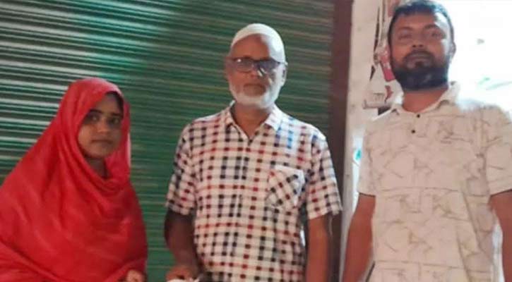 মধ্যরাতে প্রবেশপত্র পৌঁছে দিয়ে প্রশংসা পেলেন শিক্ষক বায়েজীদ