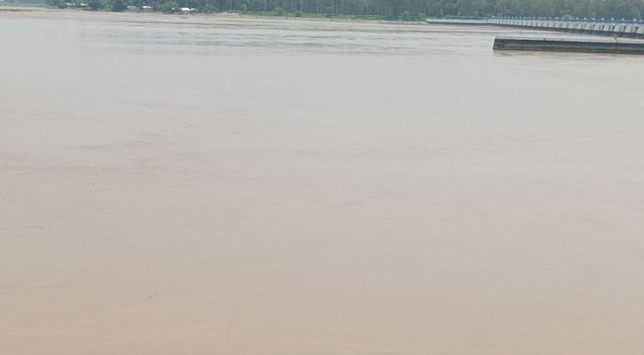 তিস্তা নদীর পানি বিপৎসীমার উপরে, নিম্নাঞ্চল প্লাবিত