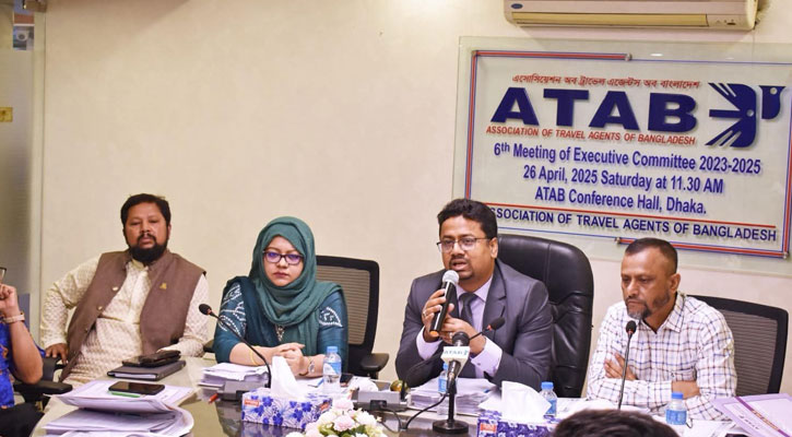 ঊর্ধ্বতনরা পাড়ি জমিয়েছেন বিদেশে, ভোগান্তিতে হাজারো গ্রাহক