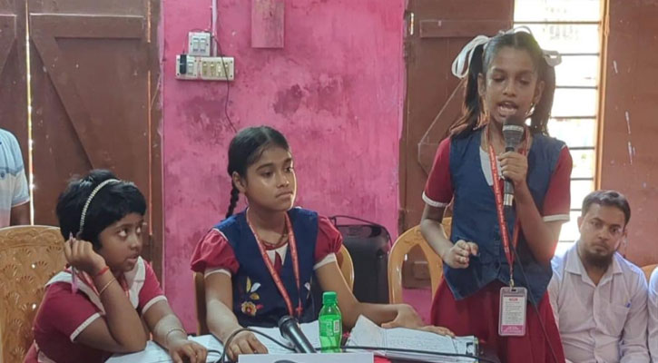 জুলাই পুনর্জাগরণ উপলক্ষে পিরোজপুরে বিতর্ক প্রতিযোগিতা