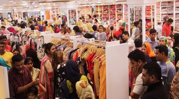 জমে উঠেছে ঈদের কেনাকাটা