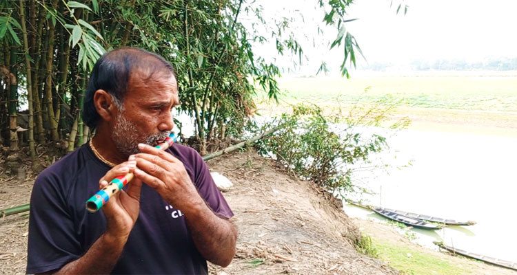 ৫২ বছরের মধুর বাঁশির সুর থেমে যাচ্ছে রবি বর্মনের