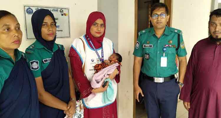 বরিশালে মসজিদের দোতলায় মিলল ফুটফুটে নবজাতক