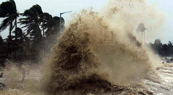 কতটা শক্তি নিয়ে এগোচ্ছে রেমাল, প্রভাব থাকবে কতক্ষণ?