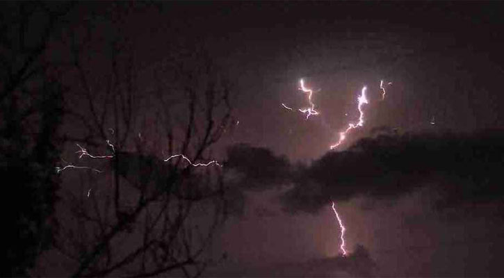 সুনামগঞ্জে বজ্রপাতে ২ বালু শ্রমিক নিহত, আহত ৩