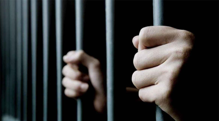 প্রতিবন্ধী সন্তানকে হত্যার অভিযোগে বাবা-মা কারাগারে