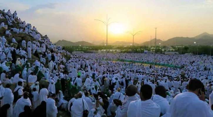 হজের খুতবায় মুসলমানদের ঐক্য ও তাকওয়ার বার্তা