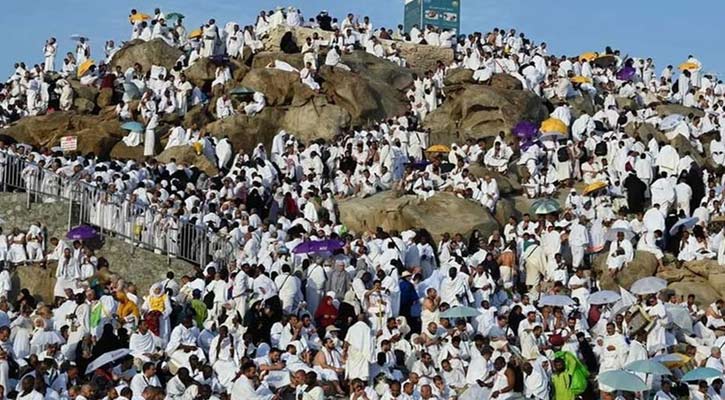 এবার হজ করেছেন ১৬ লাখের বেশি মুসলিম