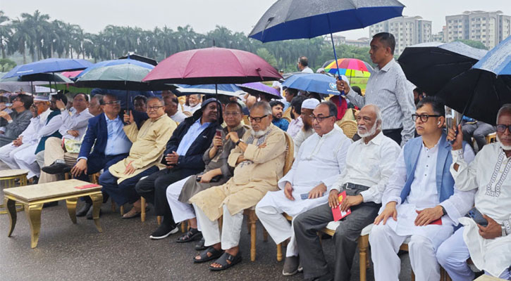 জুলাই ঘোষণাপত্র পাঠ অনুষ্ঠান শুরু, যোগ দিয়েছেন প্রধান উপদেষ্টা