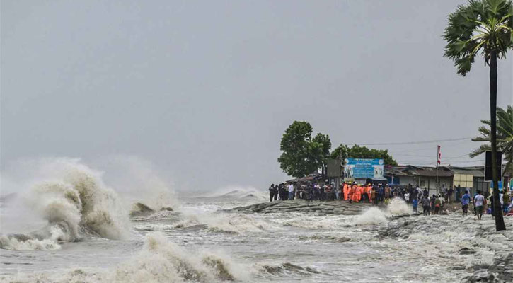 দুপুরের মধ্যে ৮ অঞ্চলে ৬০ কিমি বেগে ঝড়ের আভাস
