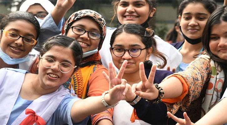 এইচএসসির ফল জানবেন যেভাবে