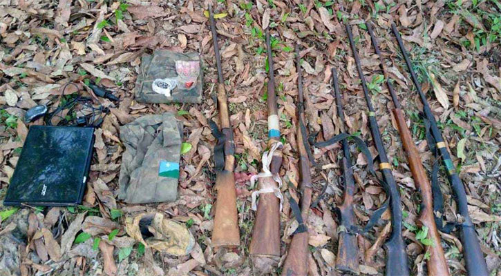 যৌথ বাহিনীর অভিযানে অস্ত্রসহ কেএনএফের দুই সদস্য আটক