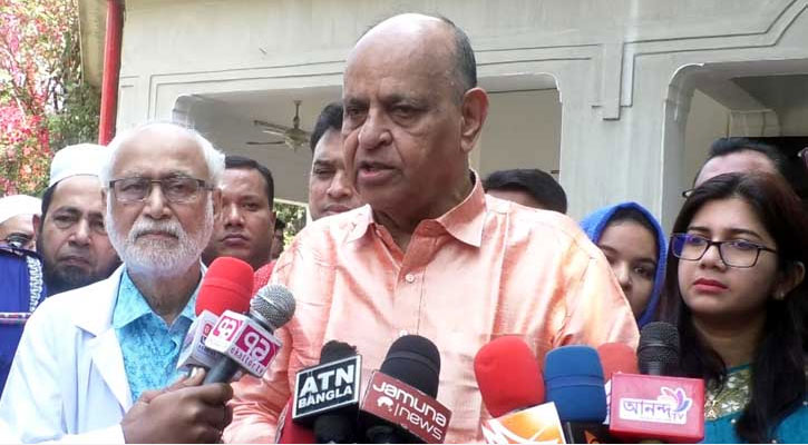 জেলা-উপজেলা হাসপাতালগুলোকে স্বাবলম্বী করতে কাজ চলছে: স্বাস্থ্যমন্ত্রী