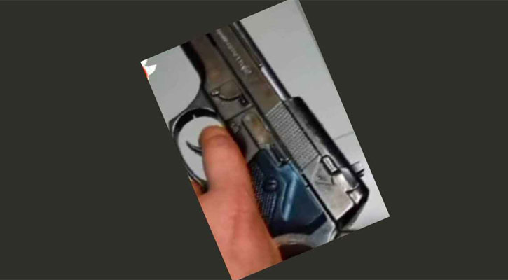 ফেসবুকে পিস্তলের ছবি আপ নিয়ে বরিশালে থানায় অভিযোগ