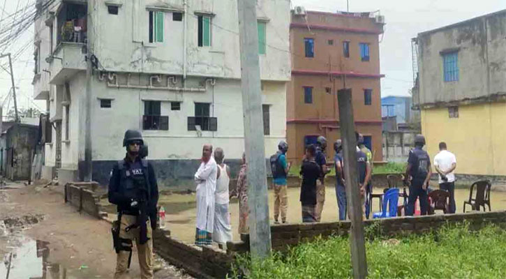 রূপগঞ্জের ‘জঙ্গি আস্তানা’ থেকে তিন বোমা উদ্ধার