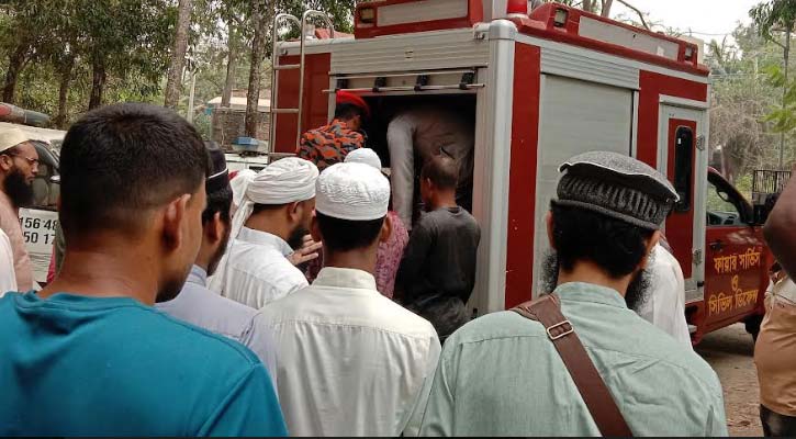 উপজেলা পরিষদের পুকুর থেকে তাবলীগ সদস্যের মরদেহ উদ্ধার