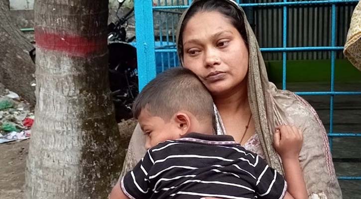 ‘এক ঝড়ে আমার সব শ্যাষ হইয়া গেল’