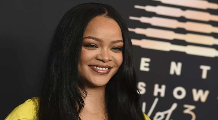 বিয়ের আগেই দ্বিতীয় সন্তানের মা হলেন রিহানা