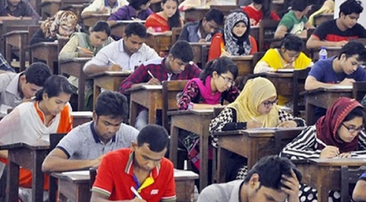 সহকারী শিক্ষক হতে পরীক্ষায় সাড়ে ৩ লাখ মানুষ