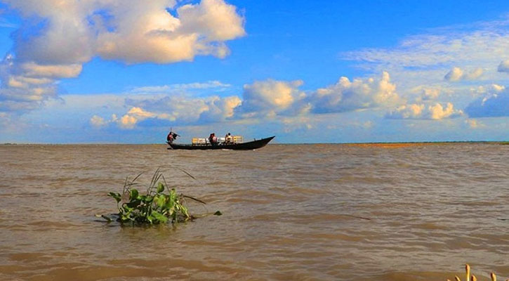 পদ্মা নদীতে গোসলে নেমে নিখোঁজ ৩ কিশোরের মরদেহ উদ্ধার