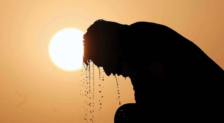 হিট স্ট্রোকের ঝুঁকি কমাতে স্বাস্থ্য অধিদপ্তরের ৪ নির্দেশনা