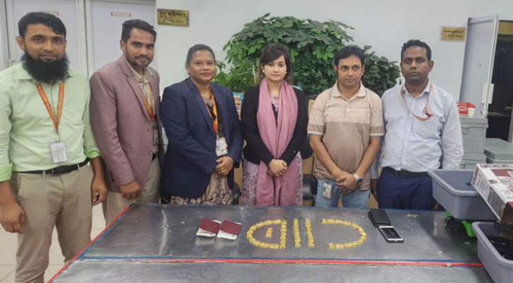 শাহজালালে ৫ কোটি টাকার স্বর্ণসহ দুই যাত্রী আটক 